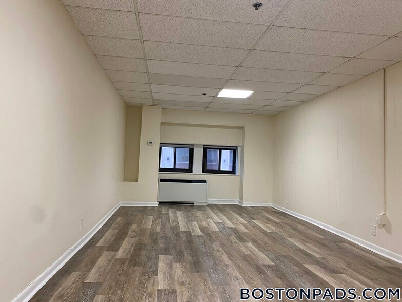 Building Photo - 62 Boylston St