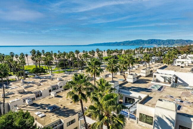 Building Photo - 140 Ocean Park Blvd