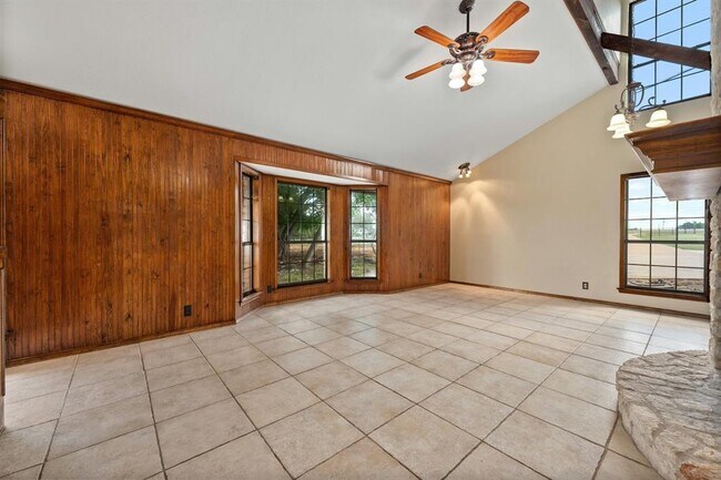Building Photo - 1700 Co Rd 130
