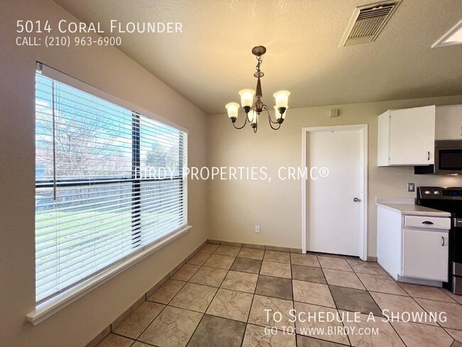 Building Photo - "Spacious 3-Bedroom Sanctuary with 2.5 Bat...