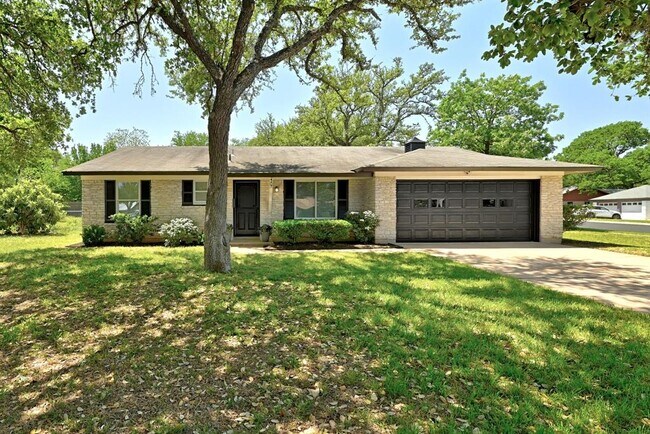 Building Photo - 2307 Whitestone Dr