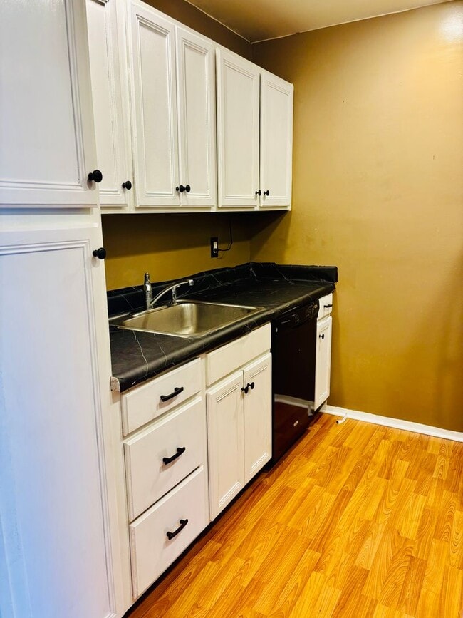 Building Photo - 20 Dougherty Blvd