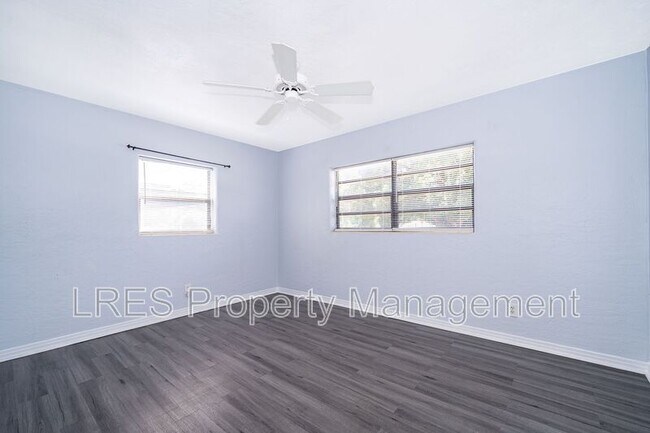 Building Photo - 5601 Andora St