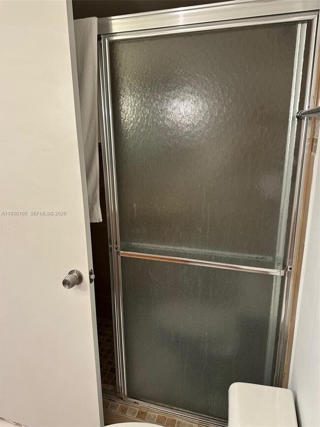 Building Photo - 6039 Collins Ave