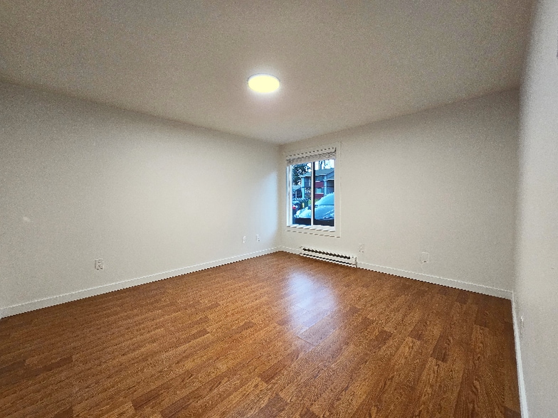 Building Photo - 9827 158th St E