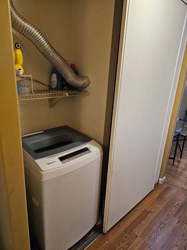 Washer - 200 Skyline Dr