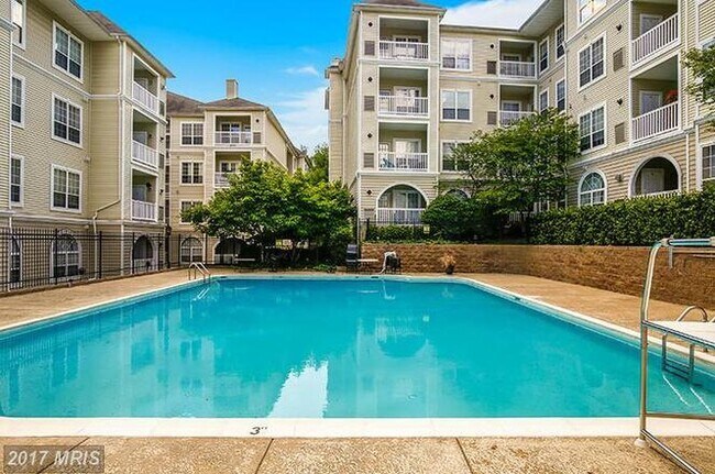 Building Photo - 4551 Strutfield Ln
