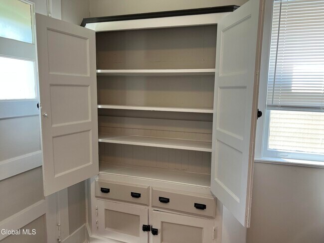 Building Photo - 1084 Wendell Ave