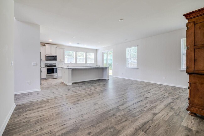 Building Photo - 309 Merganser Dr