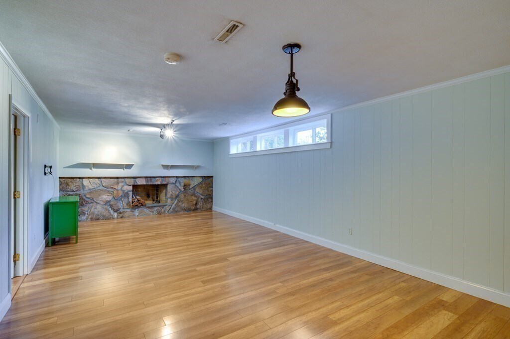 Building Photo - 93 Woodcliff Rd