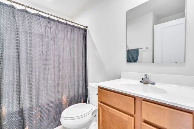 Building Photo - Modern 3BR, 2.5BA Townhouse in Walnut Hill Townes in Greer! $1800/mo rent***