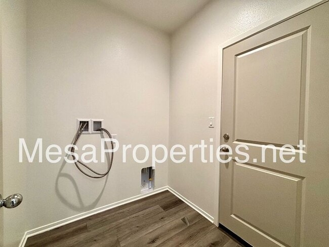 Building Photo - 15387 Patton St