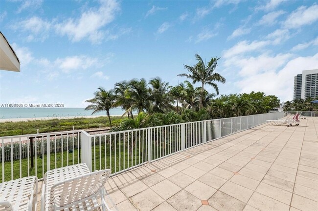 Building Photo - 4747 Collins Ave