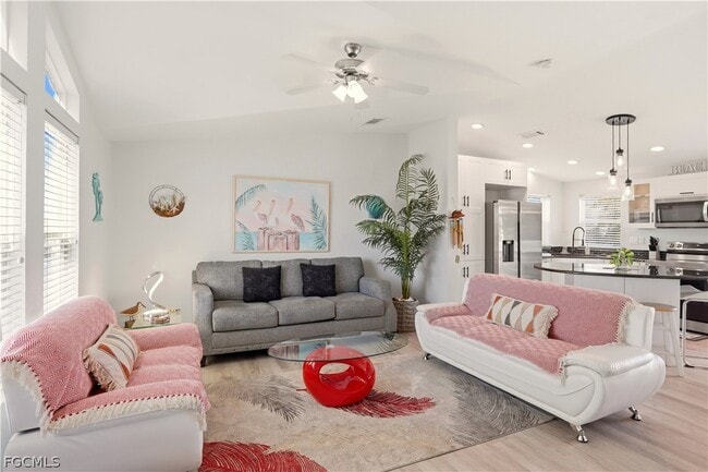 Building Photo - 158 Nanaimo Trail