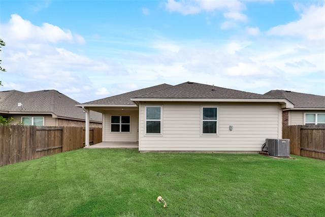 Building Photo - 2133 Sable Wood Dr