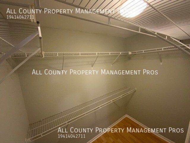 Building Photo - 5518 Shady Brook Trail