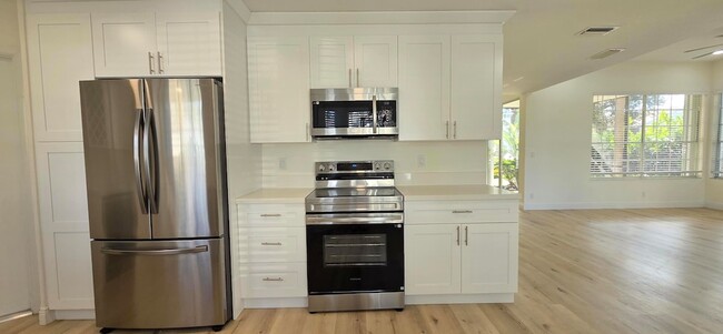 Building Photo - 13150 Green Finch Terrace