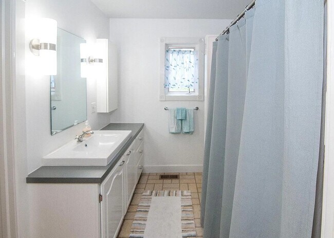 Building Photo - Gorgeous 19th Century Victorian showpiece