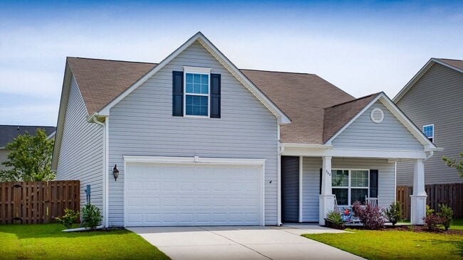 Building Photo - 3 bedrooms, 2 bathrooms in the City of Ric...