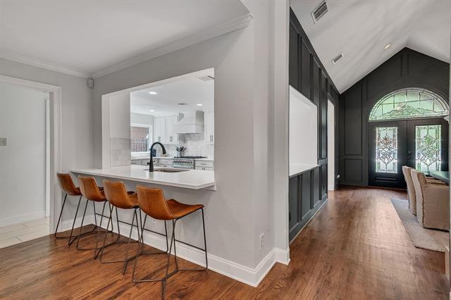 Building Photo - 4215 Green Meadow E