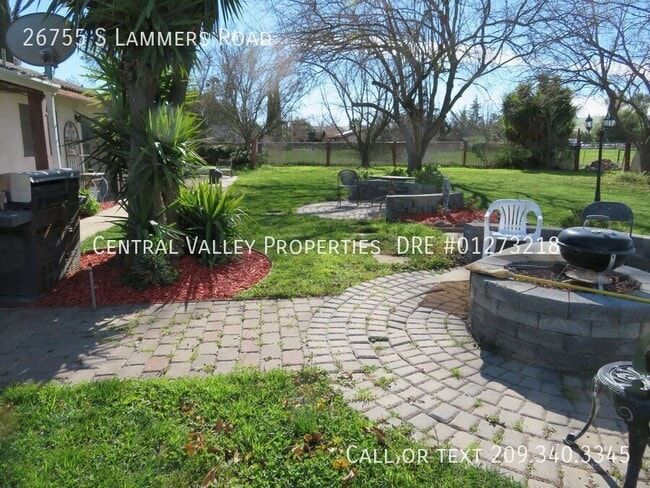 Building Photo - 26755 S Lammers Rd