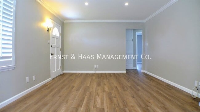 Building Photo - 4704 Gundry Ave