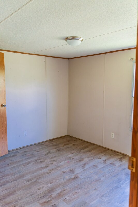 Building Photo - 1485 Cornersville Hwy
