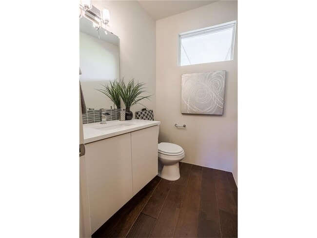 Building Photo - 1902 New York Ave