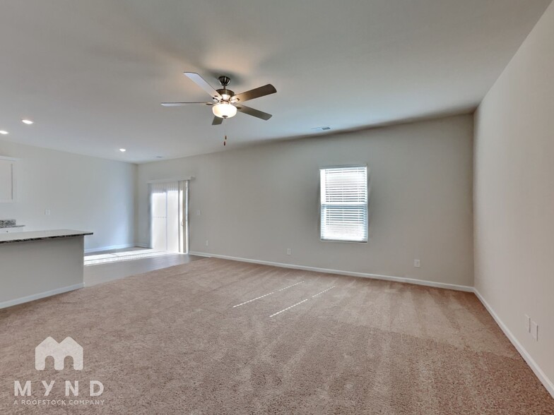 Building Photo - 138 Taverners Ln