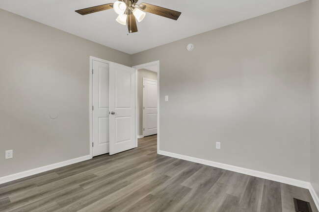 Building Photo - 2817 Woodgrove Dr