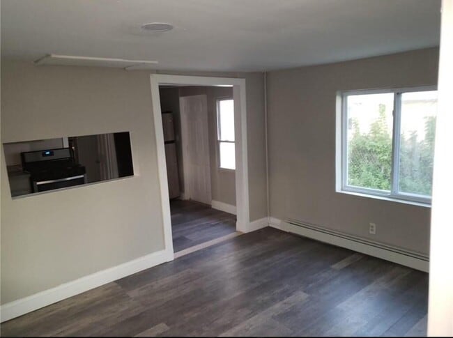 Building Photo - 1408 Harding Park