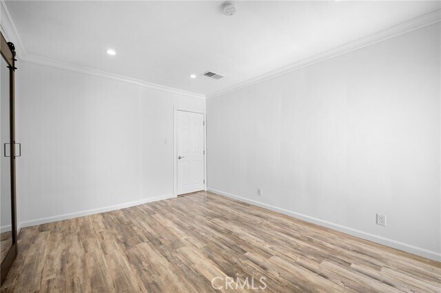 Building Photo - 8337 Valecrest Dr