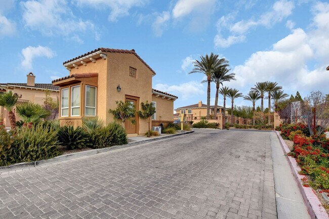 Building Photo - AWESOME SUMMERLIN CONDO IN GATED CORONADO ...