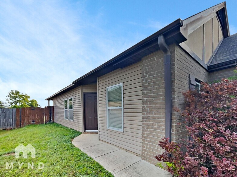 Building Photo - 4627 Rosser Loop Dr