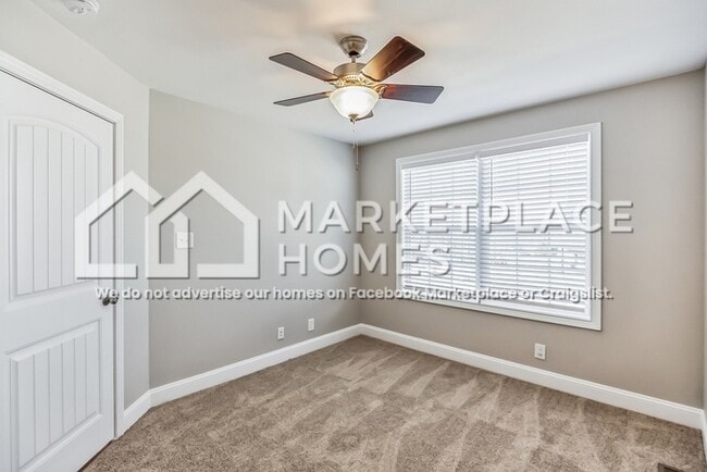 Building Photo - 534 Somerset Ln