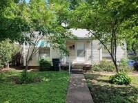 Building Photo - 2909 W Clarendon Dr