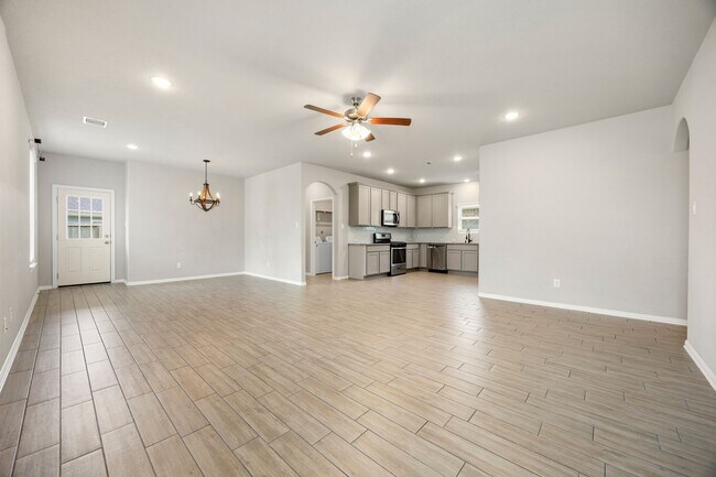 Building Photo - 8511 Balding Dr