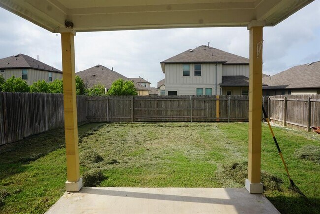 Building Photo - 268 Wapiti Rd