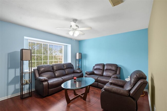 Building Photo - 13723 Anwar Dr