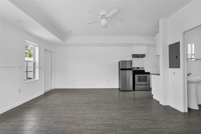 Building Photo - 529 NW 88th St