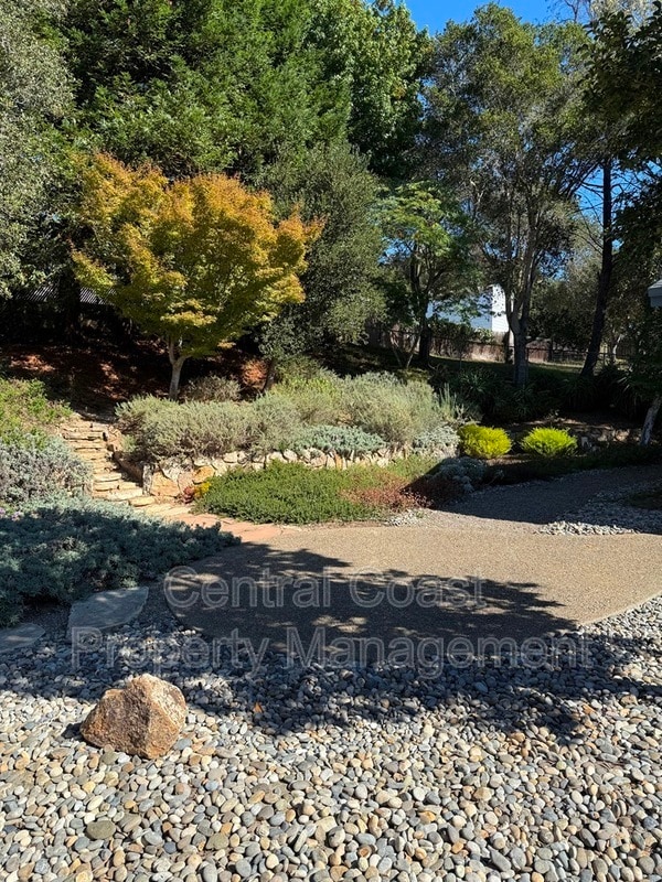 Building Photo - 17959 Berta Canyon Rd