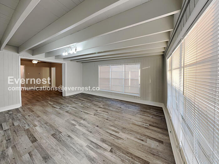 Building Photo - 5242 Grace Point Ln