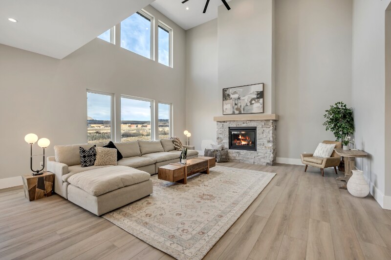 Building Photo - 1452 Meadow Glen Dr