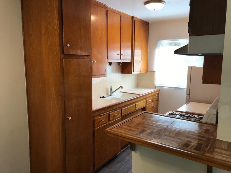 Building Photo - 3726 Keystone Ave