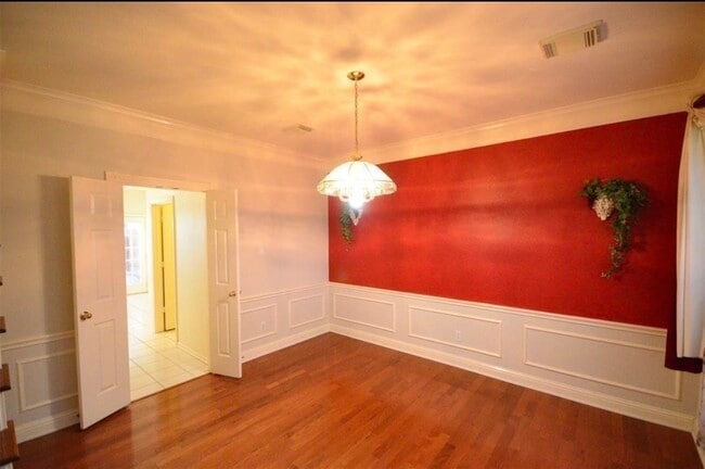 Building Photo - 4319 Greystone Way