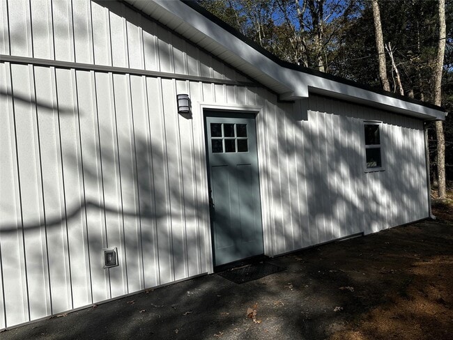 Building Photo - 85 Delaware Trail