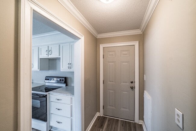 Building Photo - 5204 Grizzard Rd NW