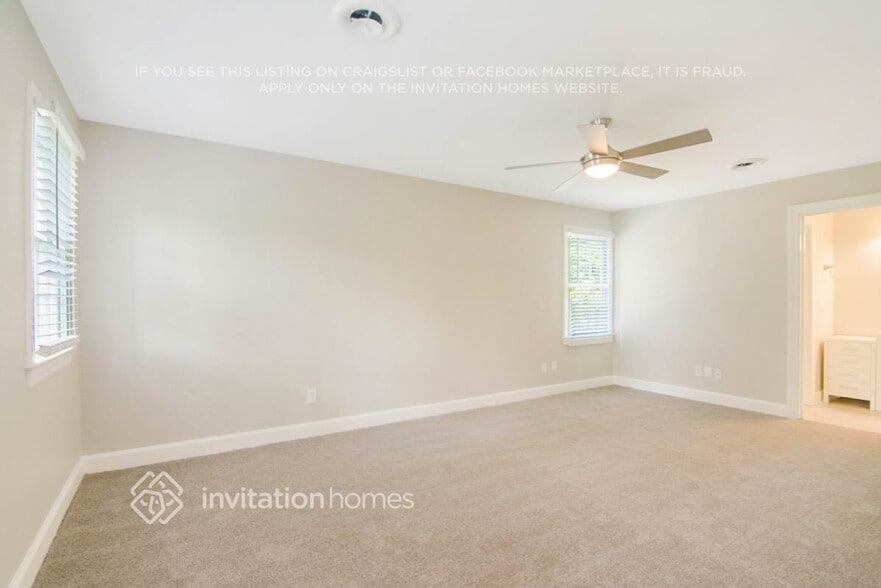 Building Photo - 5808 Heatherbrook Cir