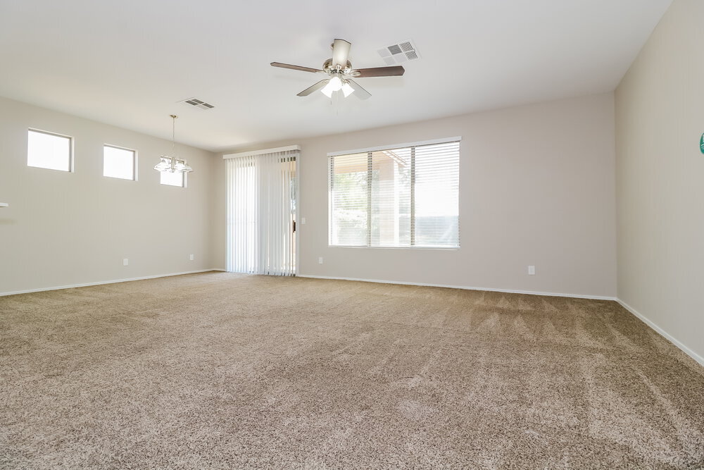Building Photo - 14817 N 150th Ln