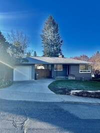 Building Photo - 3525 W Crown Pl